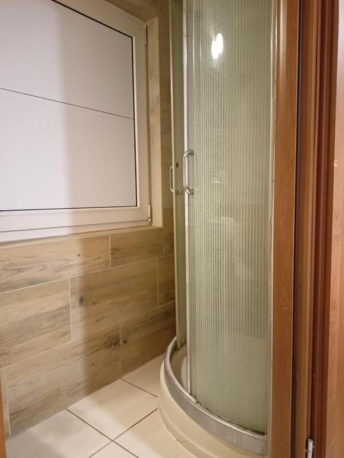 Domki Noclegowe Przemysl Ngoại thất bức ảnh