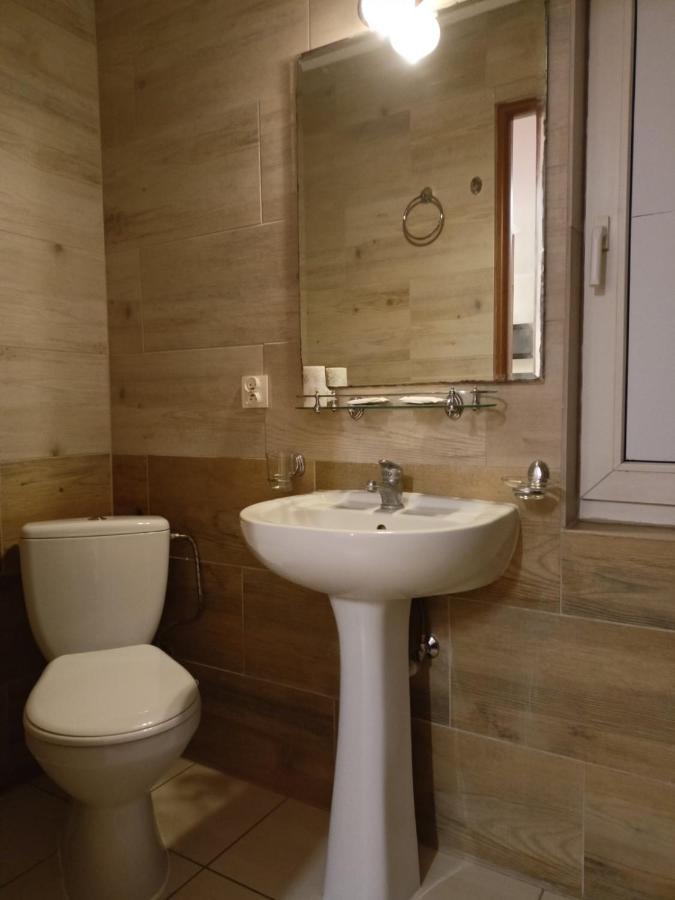 Domki Noclegowe Przemysl Ngoại thất bức ảnh